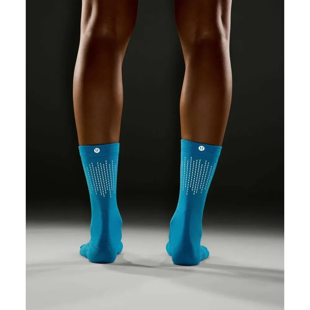 NWT Lululemon Power Stride Crew Socks Kayak Blue Size M Shoe Size 6.5 to 8.5